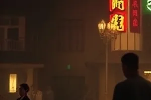 《雾中灯塔》守夜人与航海日志封面